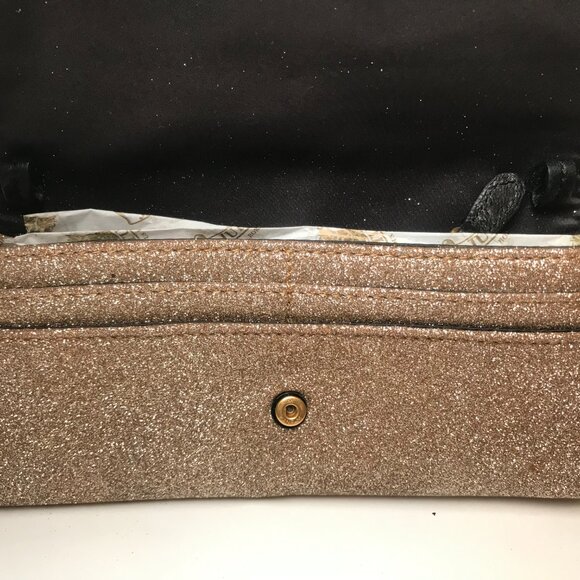 Juicy Couture Convertible Purse/Clutch/Wallet New With Tags - Picture 4 of 10